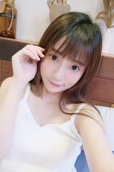 在厨房扯下岳的丁字裤小视频